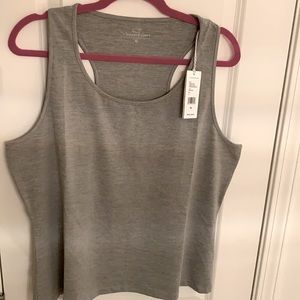 NWT Vineyard Vines Performance tank in Sharkskin (gray) Women’s Size XL